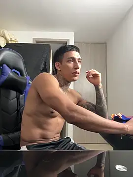 Snapshot of sendfer chatting on 02-19-25, 03:17 sendfer online show from 02-19-25, 03:17