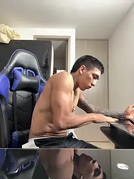 Snapshot of sendfer chatting on 02-20-25, 03:23 sendfer online show from 02-20-25, 03:23