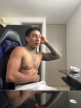 Snapshot of sendfer chatting on 02-21-25, 03:23 sendfer online show from 02-21-25, 03:23