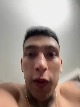 Snapshot of sendfer chatting on 02-25-25, 03:09 sendfer online show from 02-25-25, 03:09