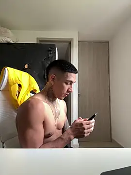 Snapshot of sendfer chatting on 09-19-25, 08:09 sendfer online show from 09-19-25, 08:09