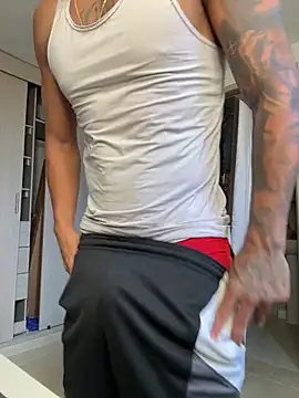 Snapshot of sendfer chatting on 09-24-25, 08:23 sendfer online show from 09-24-25, 08:23