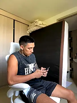 Snapshot of sendfer chatting on 10-13-25, 08:09 sendfer online show from 10-13-25, 08:09