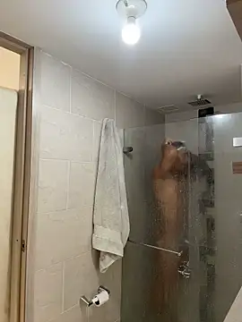 Snapshot of sendfer chatting on 10-31-25, 01:56 sendfer online show from 10-31-25, 01:56