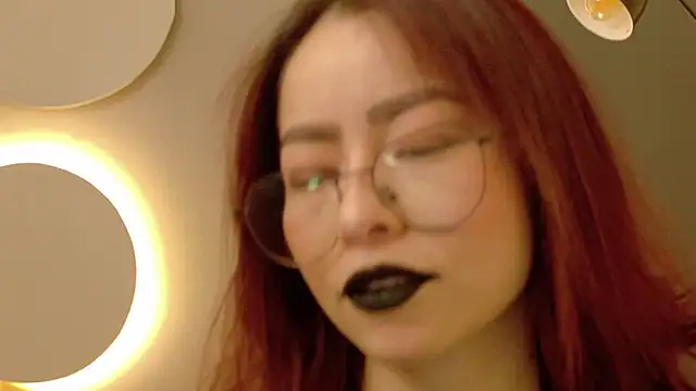 Snapshot of rosse_98_ chatting on 10-05-25, 12:36 rosse 98 online show from 10-05-25, 12:36