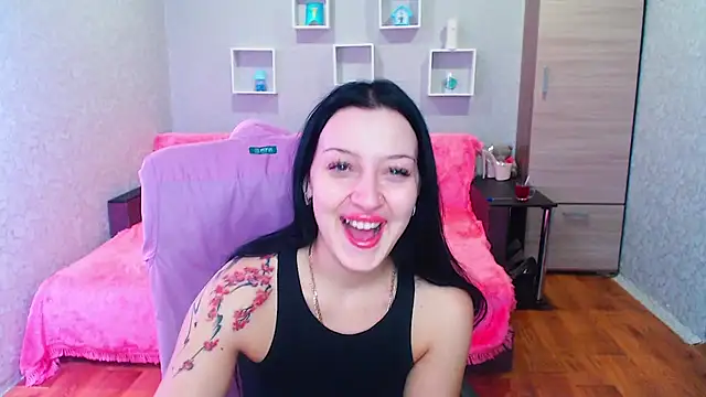 Snapshot of SkarlettMonliss chatting on 12-20-24, 10:38 SkarlettMonliss online show from 12-20-24, 10:38