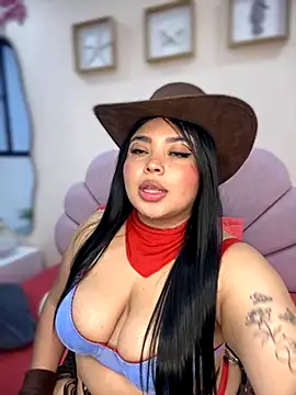 Snapshot of Emily_cooper20 chatting on 10-11-25, 02:11 Emily cooper20 online show from 10-11-25, 02:11