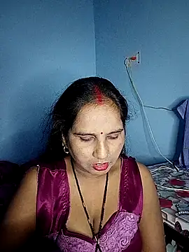 reemacouple007 online show from 11-04-25, 07:02