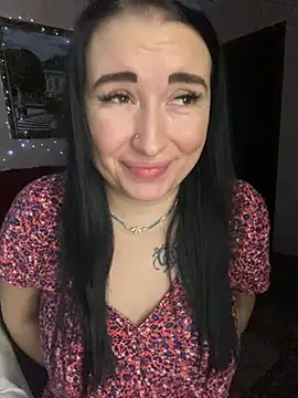 Roxana Bell online show from 12-23-24, 03:55