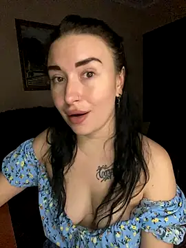 Roxana Bell online show from 11-25-25, 08:31