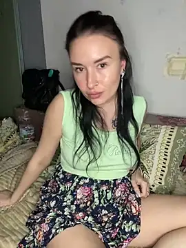 Roxana Bell online show from 04-21-26, 08:01