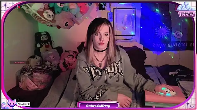 AmbrosiaKitty online show from 05-01-26, 07:57