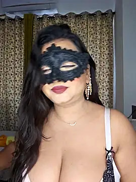 Snapshot of Blossam_07 chatting on 12-18-25, 11:38 Blossam 07 online show from 12-18-25, 11:38