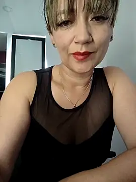 tata laima   online show from 11-18-25, 02:10