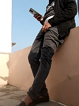 Snapshot of yours_smp chatting on 01-19-25, 09:44 yours smp online show from 01-19-25, 09:44