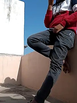 Snapshot of yours_smp chatting on 01-24-25, 08:55 yours smp online show from 01-24-25, 08:55