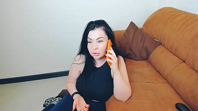 LayaFlow online show from 02-05-26, 09:47