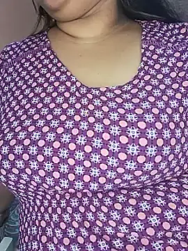 Snapshot of Ravina_patil1 chatting on 01-29-25, 09:50 Ravina patil1 online show from 01-29-25, 09:50