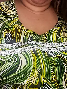 Snapshot of Ravina_patil1 chatting on 02-08-25, 07:26 Ravina patil1 online show from 02-08-25, 07:26