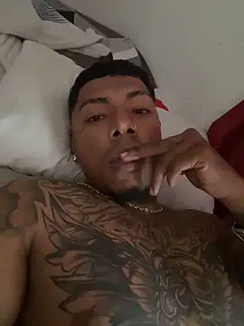 Snapshot of lil_durck777 chatting on 01-21-25, 02:59 lil durck777 online show from 01-21-25, 02:59