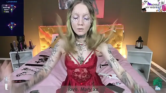 Snapshot of Mary_Xextra chatting on 01-23-25, 02:23 Mary Xextra online show from 01-23-25, 02:23