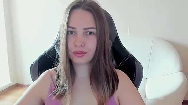 Mia shy1 online show from 05-13-26, 05:05