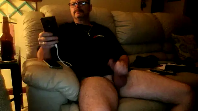 Snapshot of Billythekidd1978 chatting on 12-20-24, 05:14 Billythekidd1978 online show from 12-20-24, 05:14