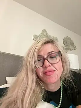 propertyofdaddy online show from 03-17-25, 04:19