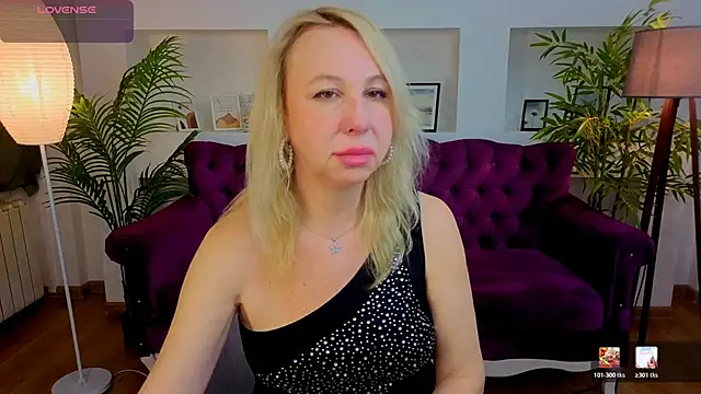 Snapshot of Anny_Jey_ chatting on 04-24-26, 06:10 Anny Jey online show from 04-24-26, 06:10