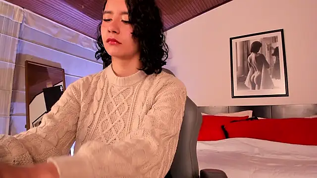 Moony 14 online show from 10-17-25, 01:03