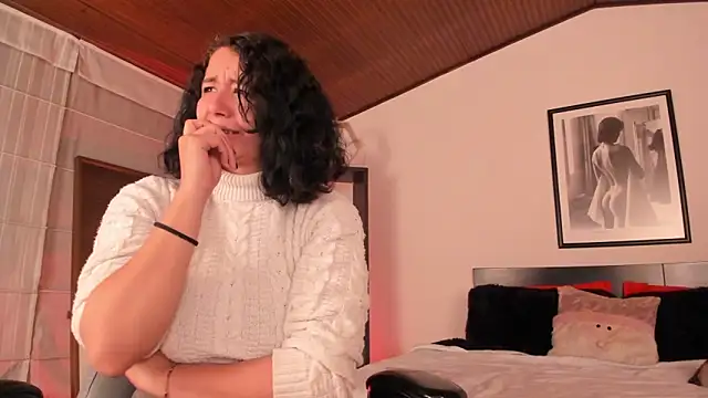 Moony 14 online show from 11-27-25, 01:24