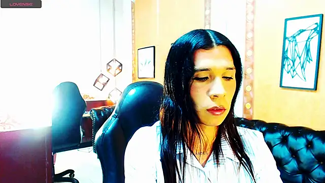 Snapshot of SaraSofia44 chatting on 09-15-25, 11:27 SaraSofia44 online show from 09-15-25, 11:27