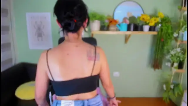 Aliiz 01 online show from 12-24-24, 06:11