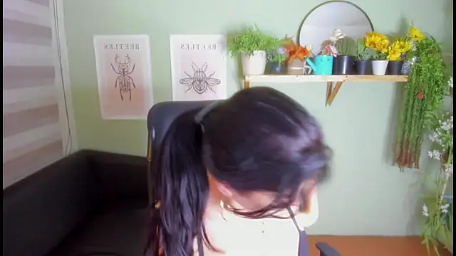 Aliiz 01 online show from 12-28-24, 11:30