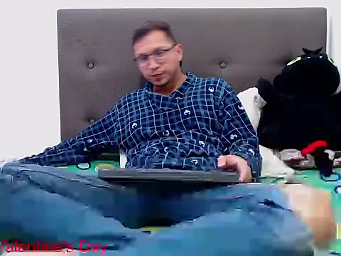 andy loverxx online show from 02-18-26, 12:50