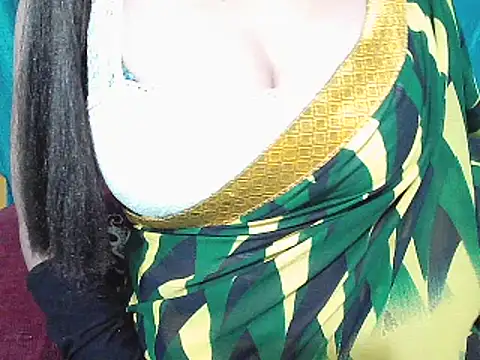 Snapshot of YourGoldenGirl chatting on 06-21-26, 05:59 YourGoldenGirl online show from 06-21-26, 05:59