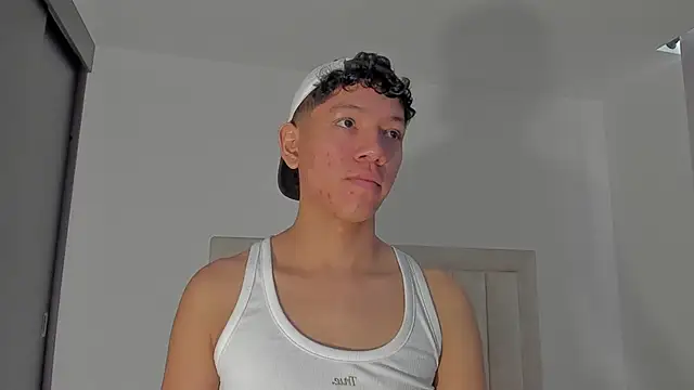JulianRose 1 online show from 05-28-26, 01:08