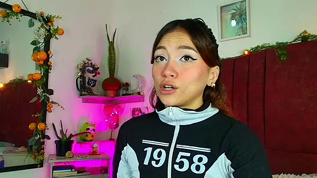 alisson zafiro  online show from 03-29-26, 03:17