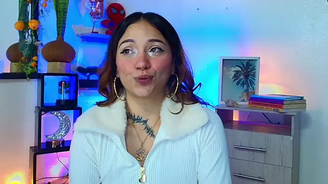 alisson zafiro  online show from 05-22-26, 03:24