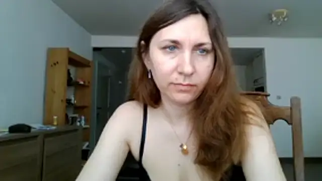 JasmineGlamour online show from 05-24-26, 01:05