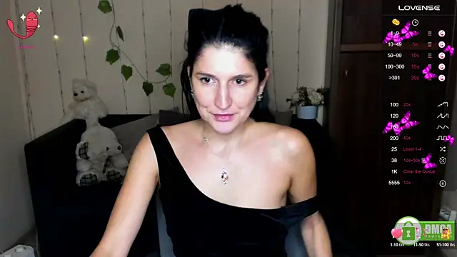 Alianna Solo Kisses online show from 02-07-25, 03:30