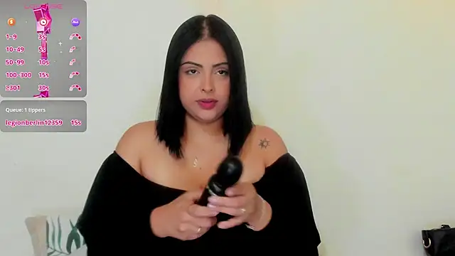 MelannyBell online show from 01-10-25, 02:23