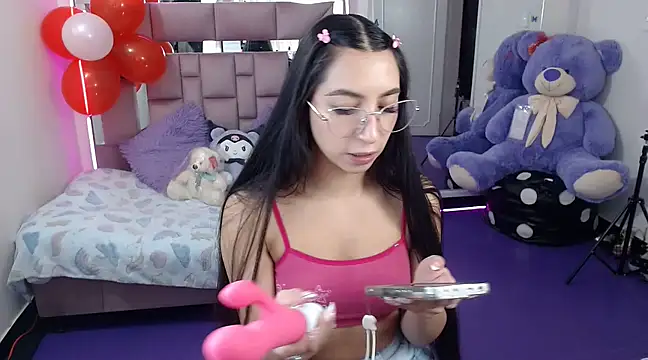 Snapshot of AriadnaCappelletty chatting on 03-06-25, 03:45 AriadnaCappelletty online show from 03-06-25, 03:45