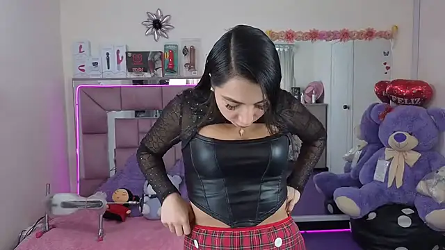 Snapshot of AriadnaCappelletty chatting on 09-27-25, 04:01 AriadnaCappelletty online show from 09-27-25, 04:01