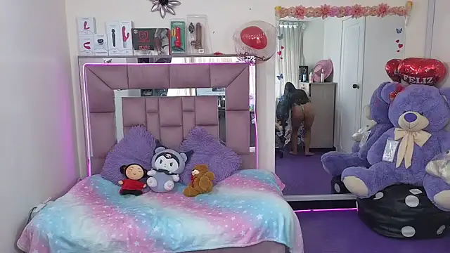 Snapshot of AriadnaCappelletty chatting on 10-02-25, 04:14 AriadnaCappelletty online show from 10-02-25, 04:14