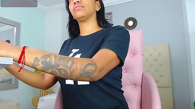 Kristel lee online show from 02-02-25, 01:41