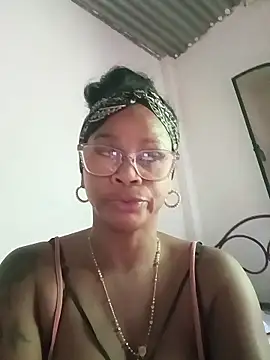 Melanie candy  online show from 01-14-26, 06:57