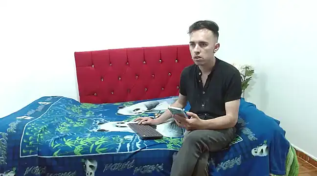 big-dicktop23 online show from 12-10-24, 01:54