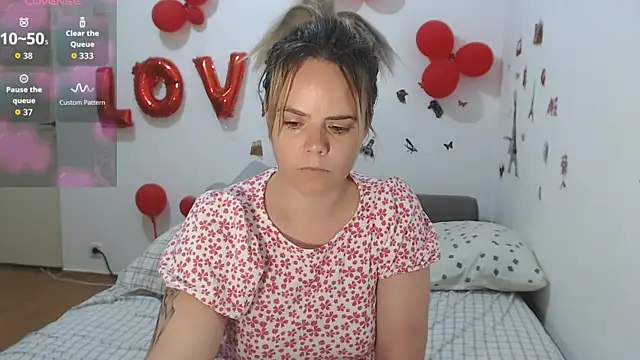 hotmilf4uxxx online show from 06-11-26, 10:35