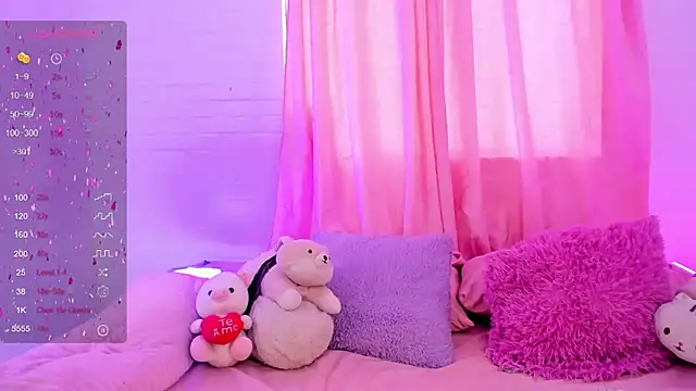 Snapshot of pink_quarz chatting on 01-17-25, 04:57 pink quarz online show from 01-17-25, 04:57